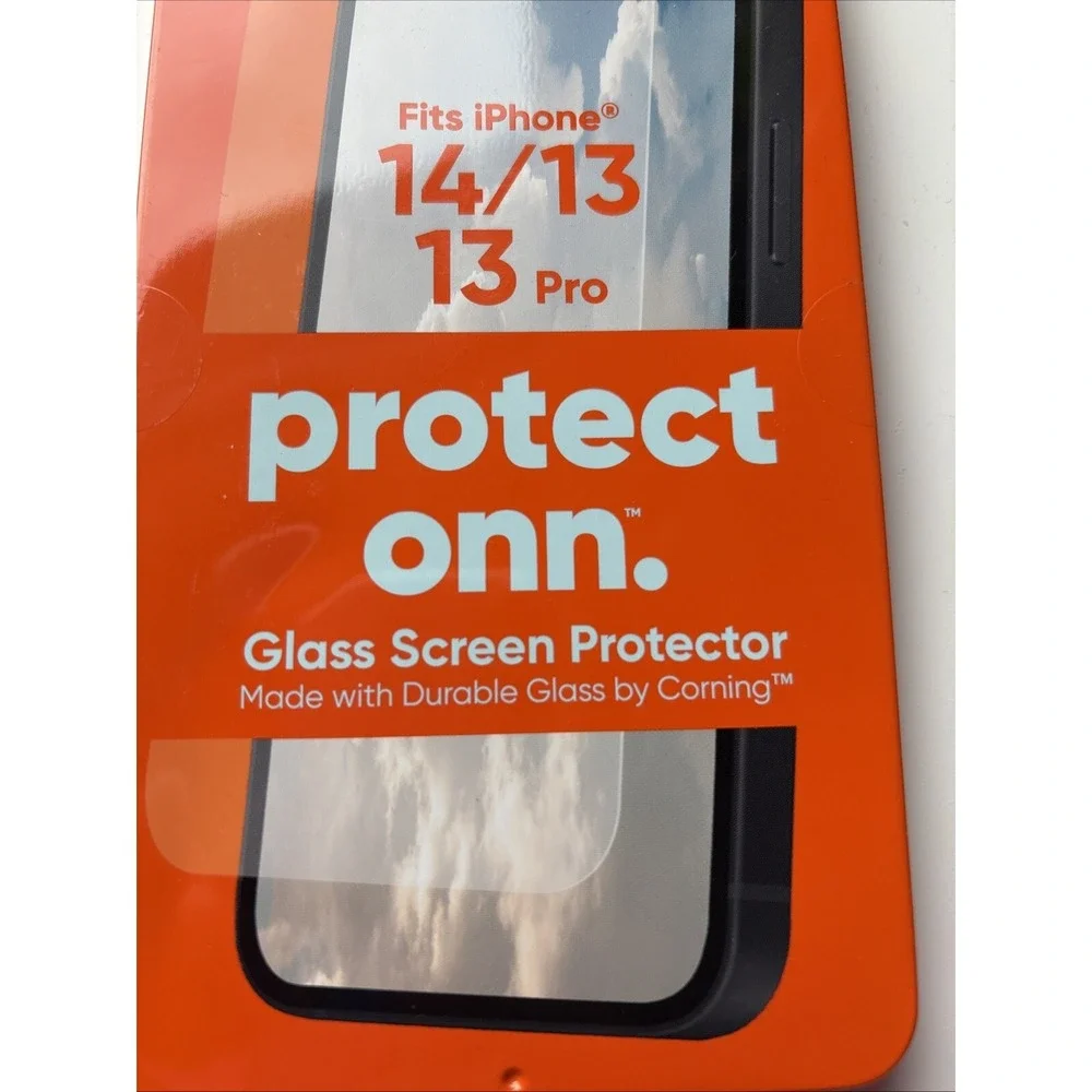 Protect Onn. Glass Screen‎ Protector For Iphone 14/13 13 Pro Open Box NEW